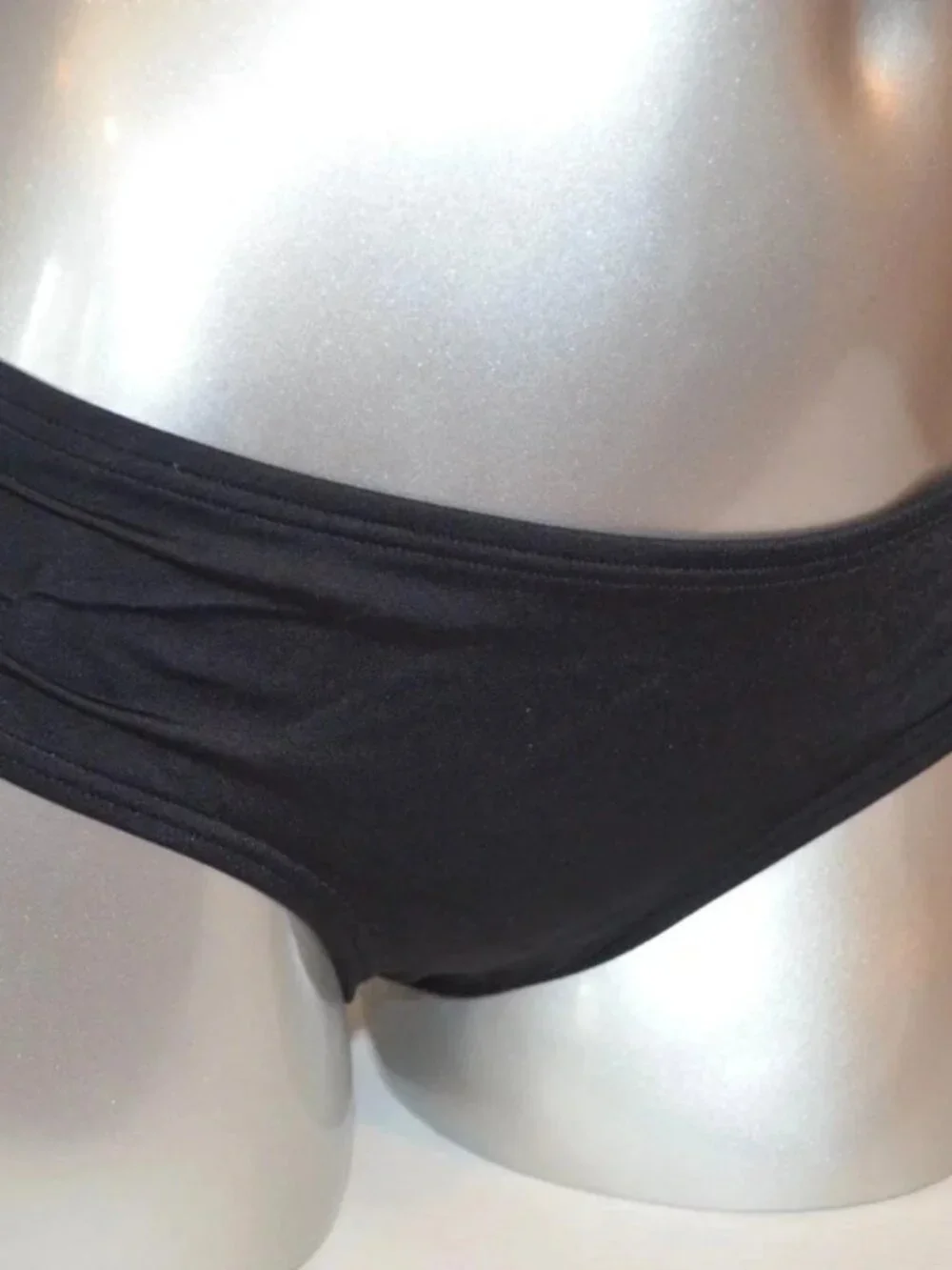 Brand New Victoria's Secret Bikini Set 32C Top/ Small Bottom